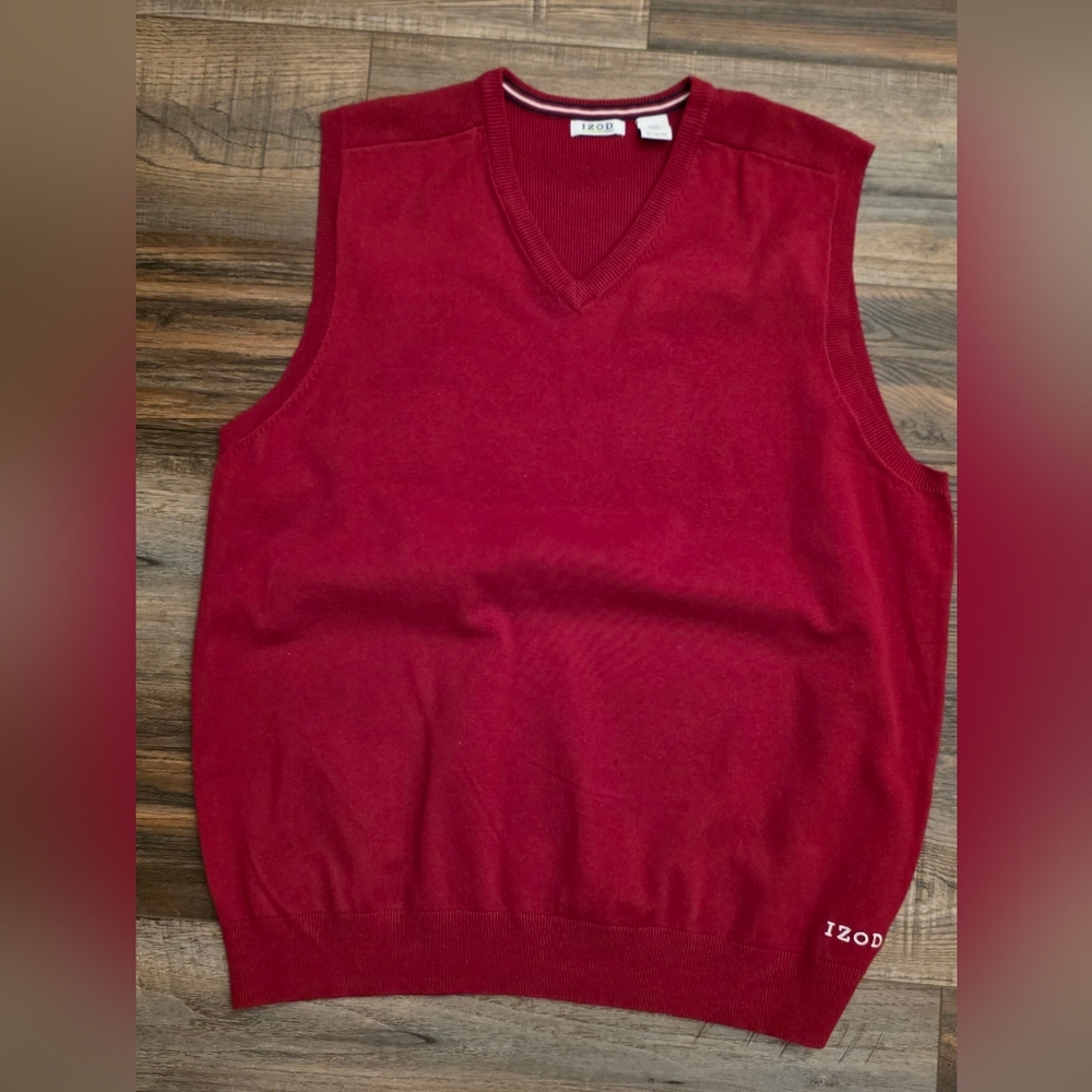 Izod Men's V-Neck Red Sweater Vest